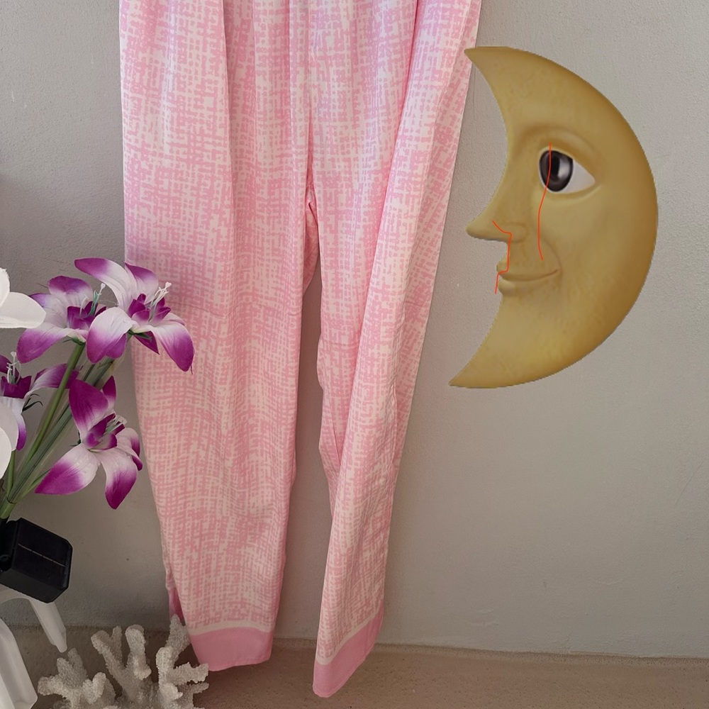 Pink Pajamas with front Pockets - Picture 4 of 7